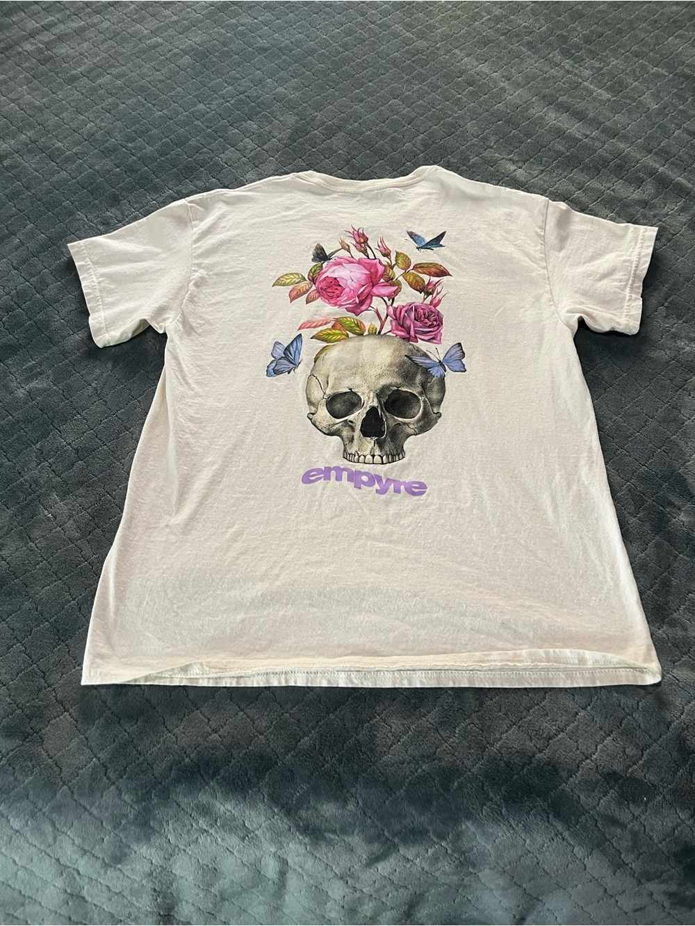 Empyre‎ Cream Logo-Print Skull and flowers Tee L